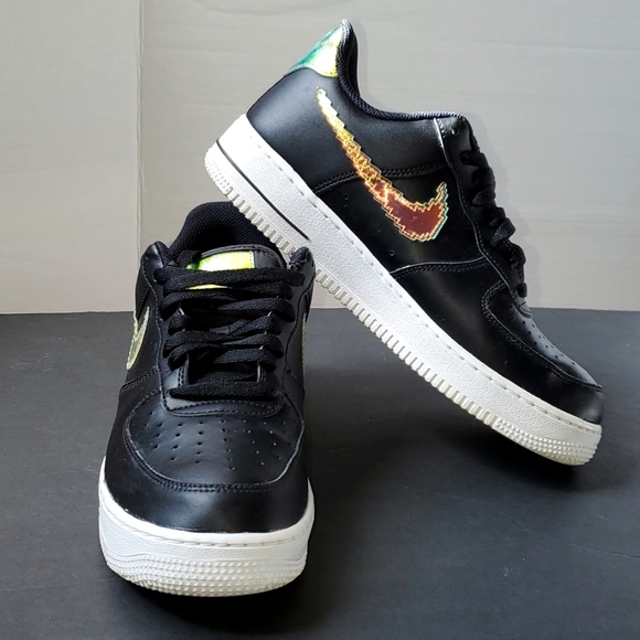 Nike Air Force 1 Low '07 LV8 Iridescent Pixel - Picture 4 of 16